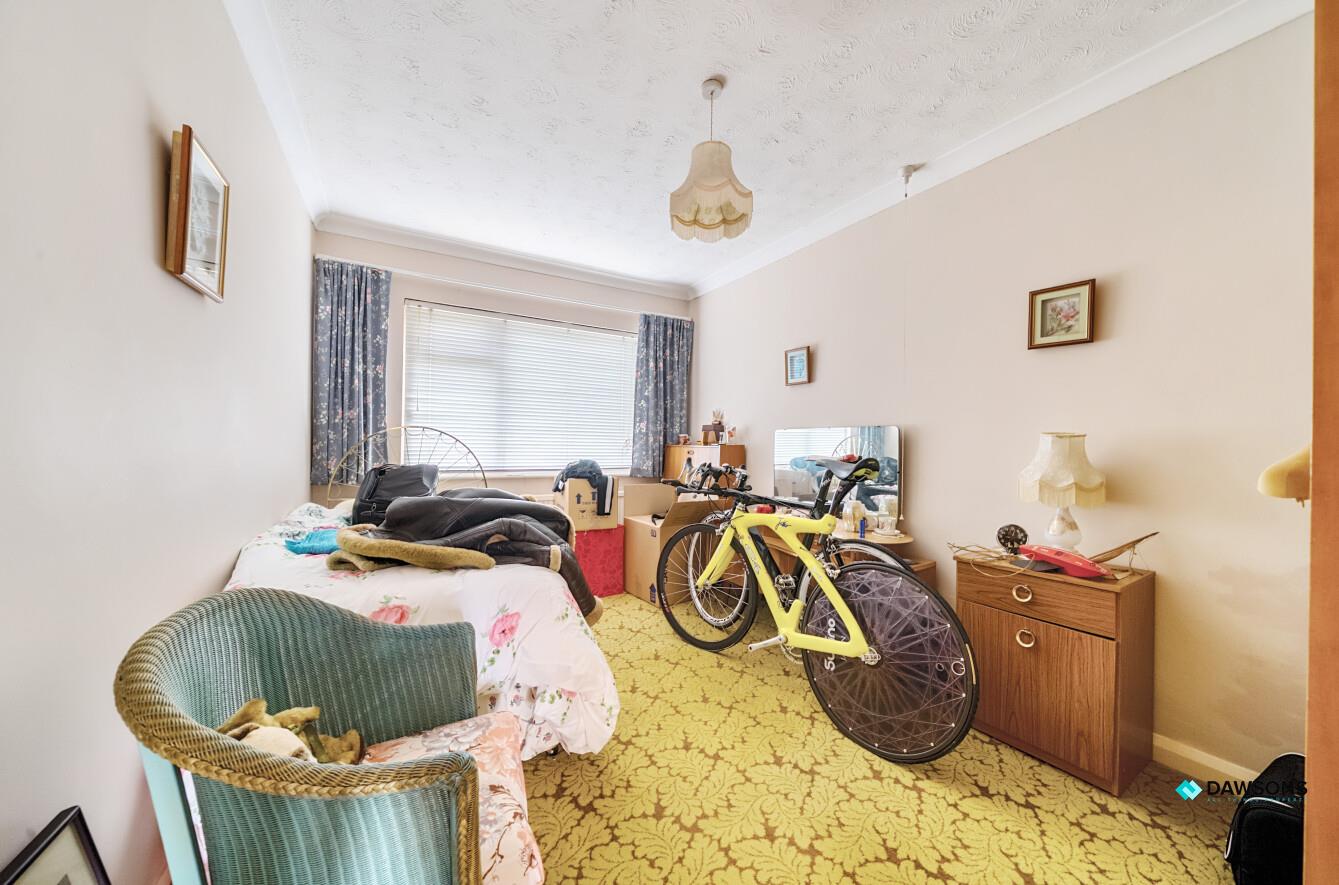 Y Llwyn, Llanelli, SA15 1JT